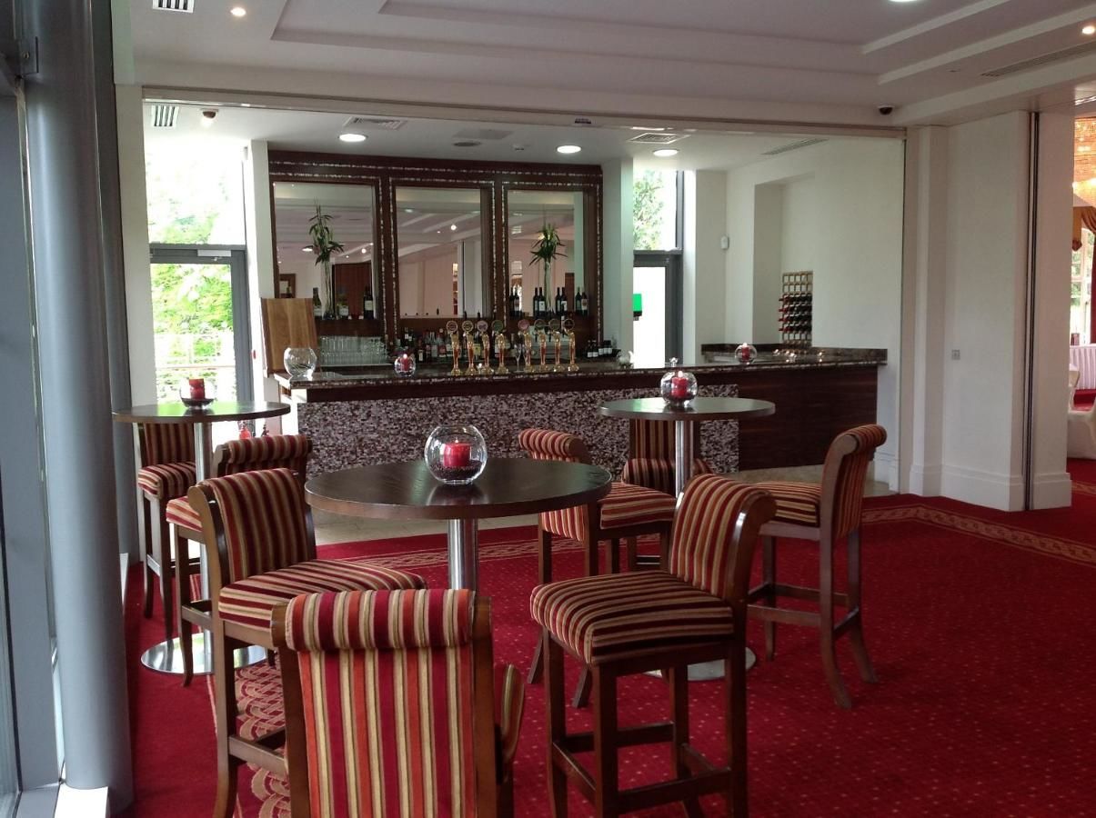 Отель The Lucan Spa Hotel Лукан-32