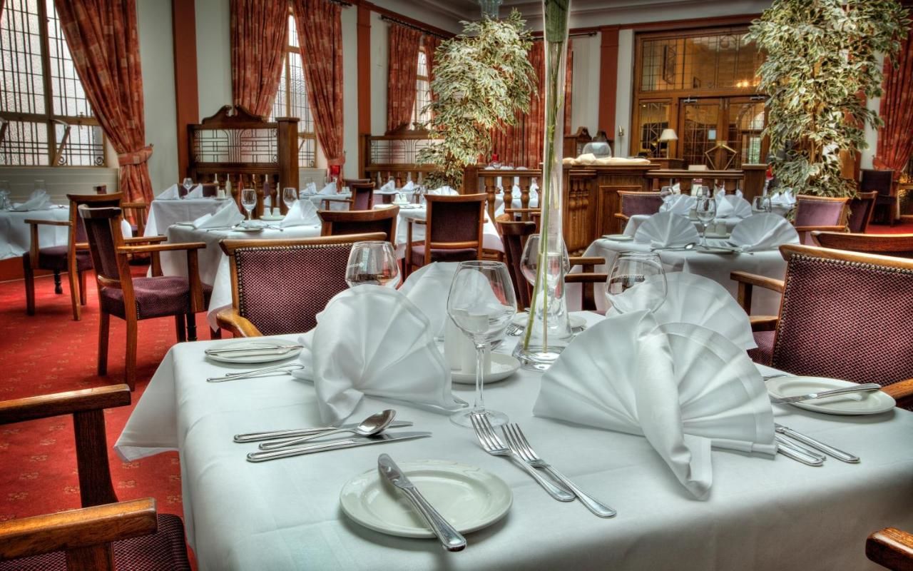 Отель The Lucan Spa Hotel Лукан-12